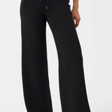Air Essential Wide Leg Pant | Black
