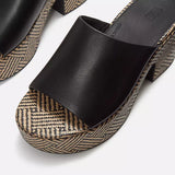 Graphic sandal