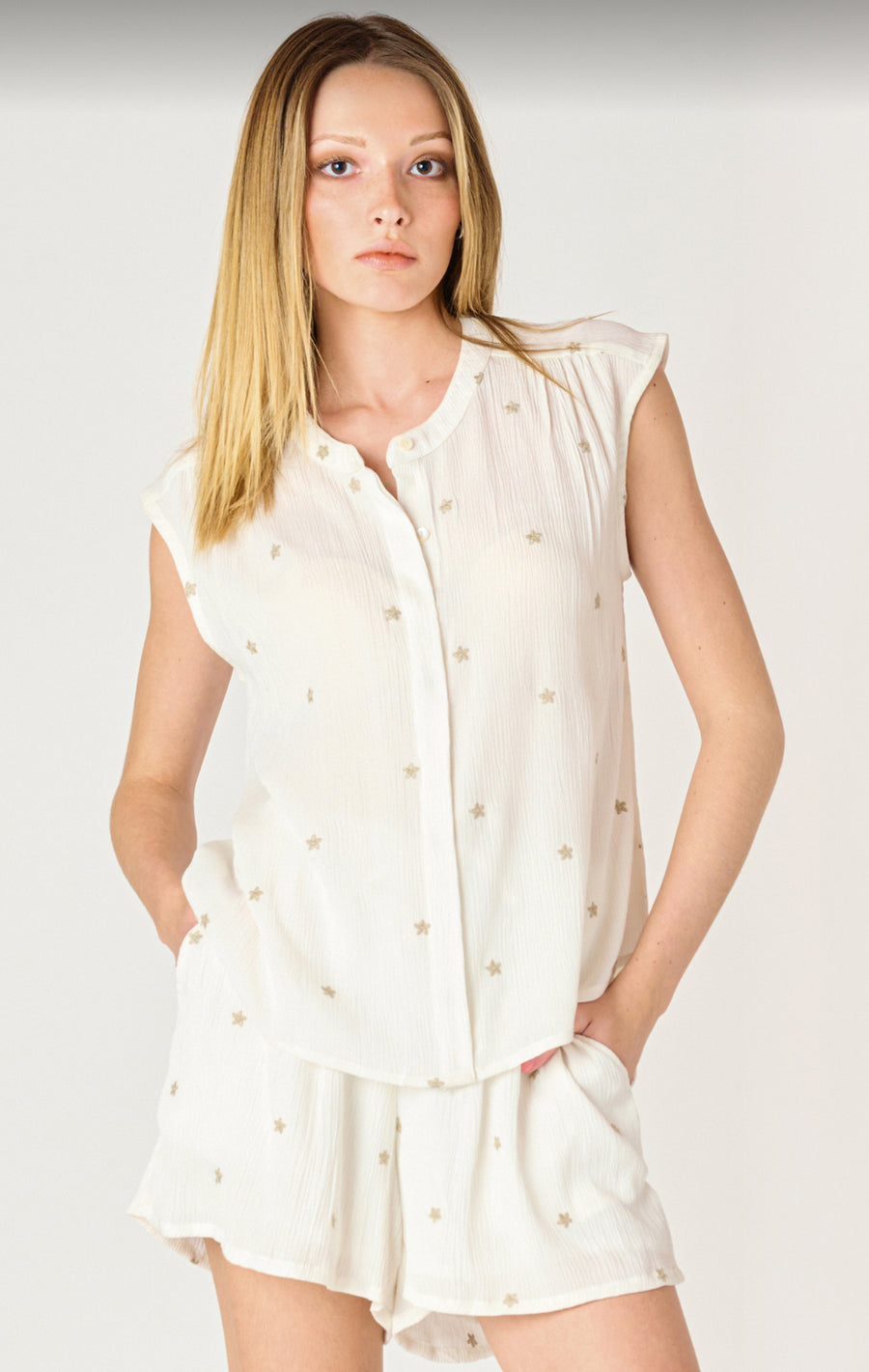 Stella short
