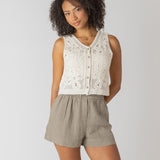Elva Vest