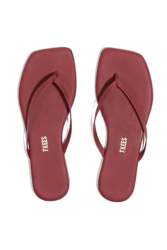 Square toe lily | tkees