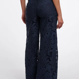 Naomi pant