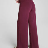 Air Essentials Pant | Plum berry