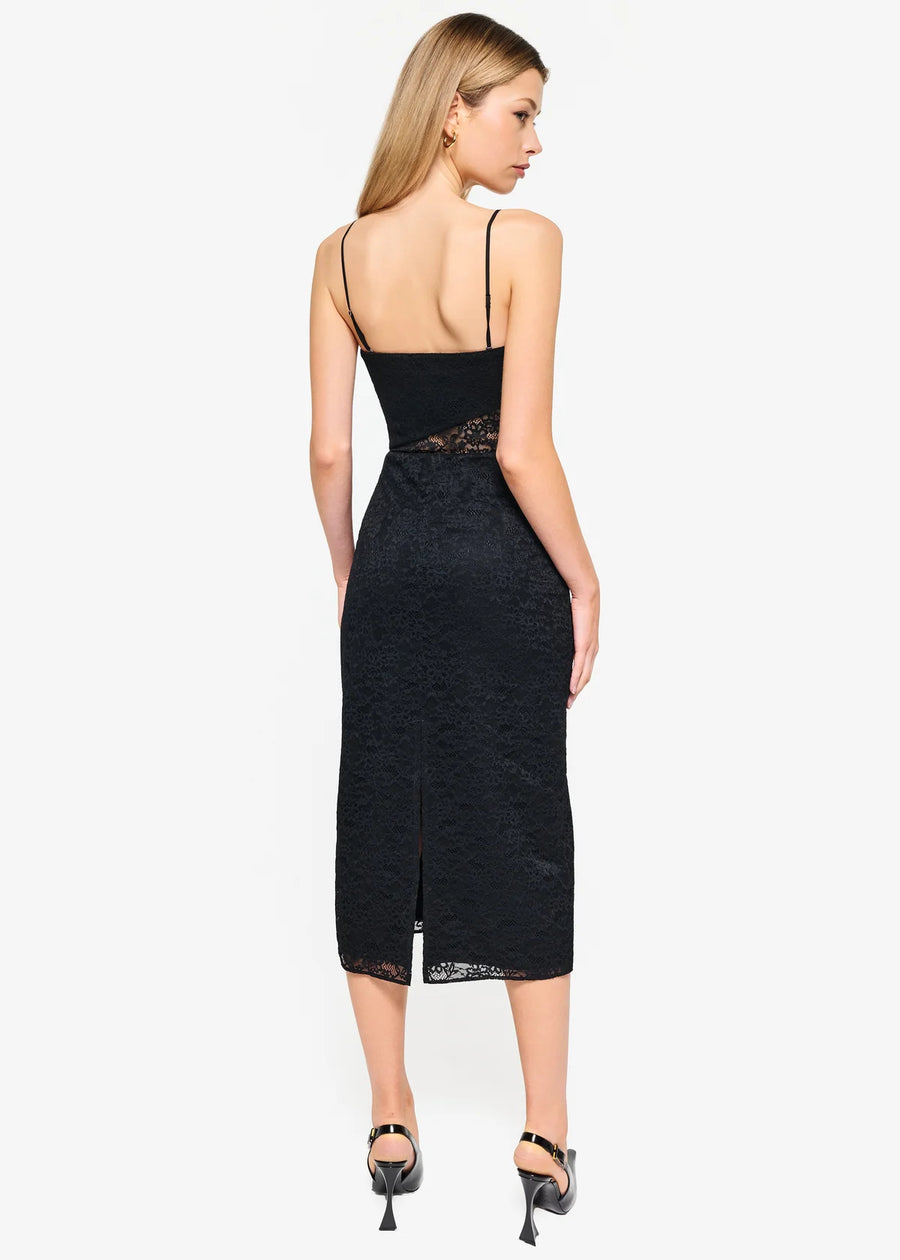 Marseille lace dress