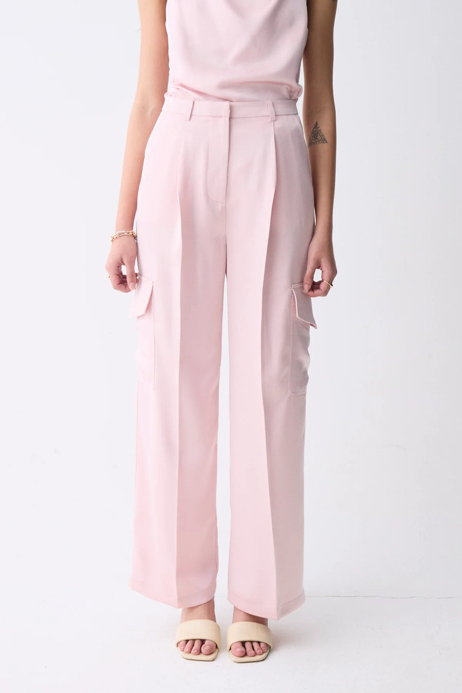 Pousos pant