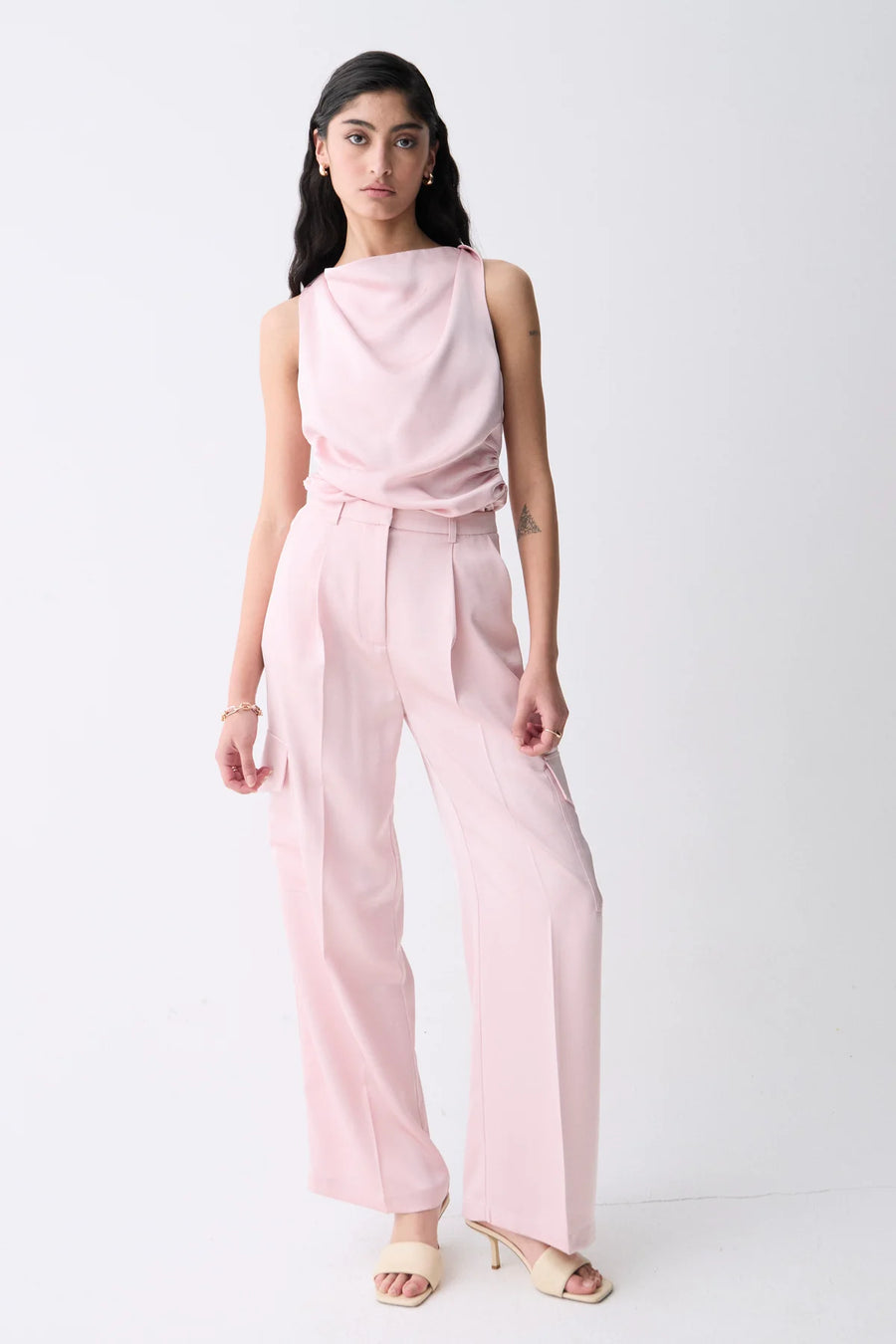Pousos pant